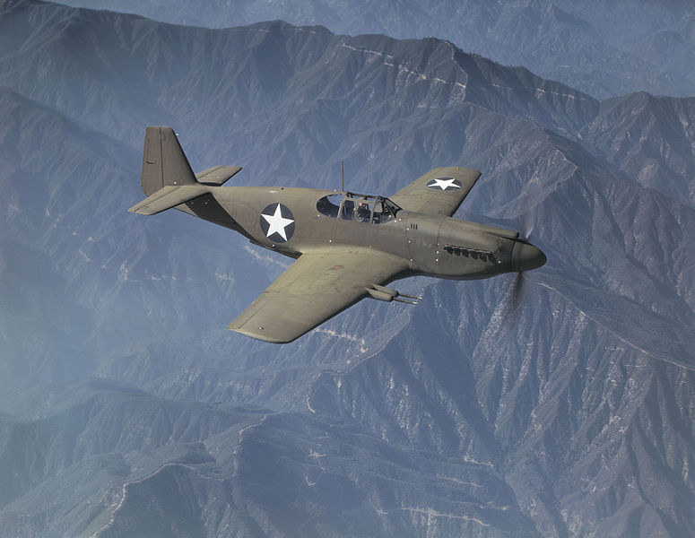 Datei:P-51 Mustang.jpg